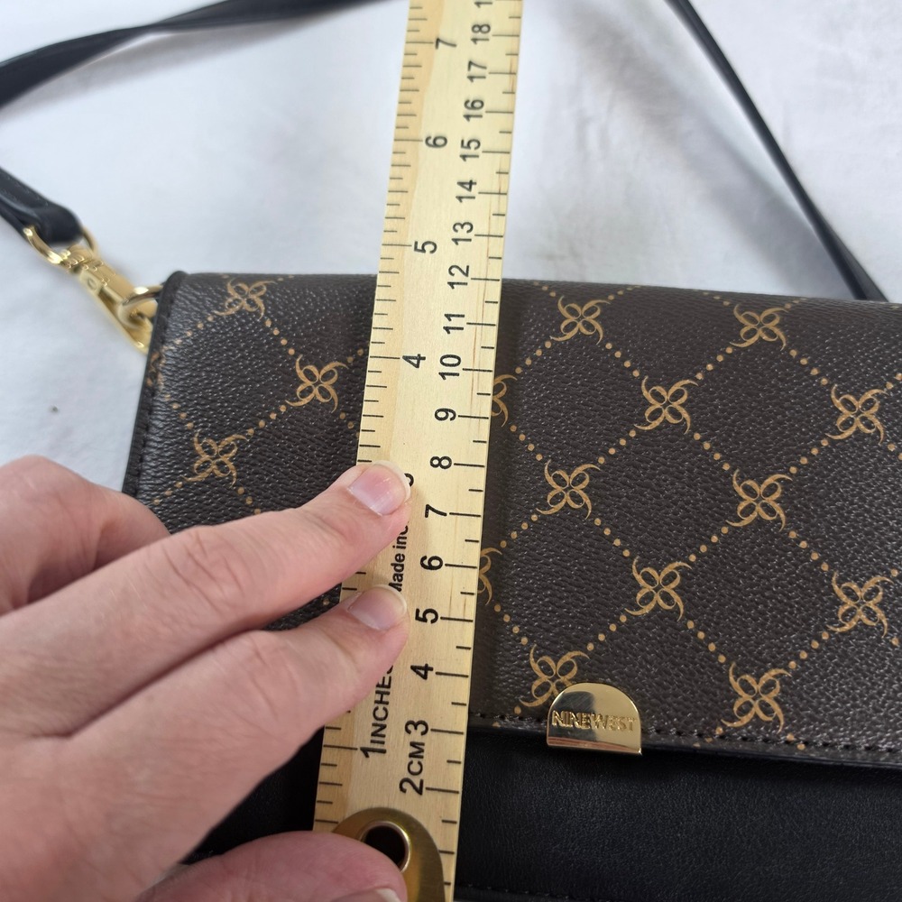 Nine West Brown Black Monogram Logo Crossbody Bag Wallet on Chain Gold Hardware - Picture 7 of 7
